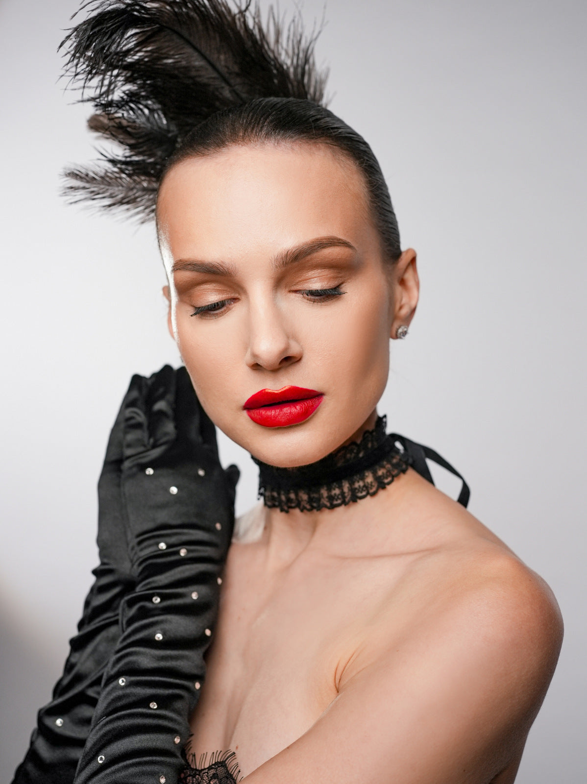 CRYSTAL BLACK GLOVES