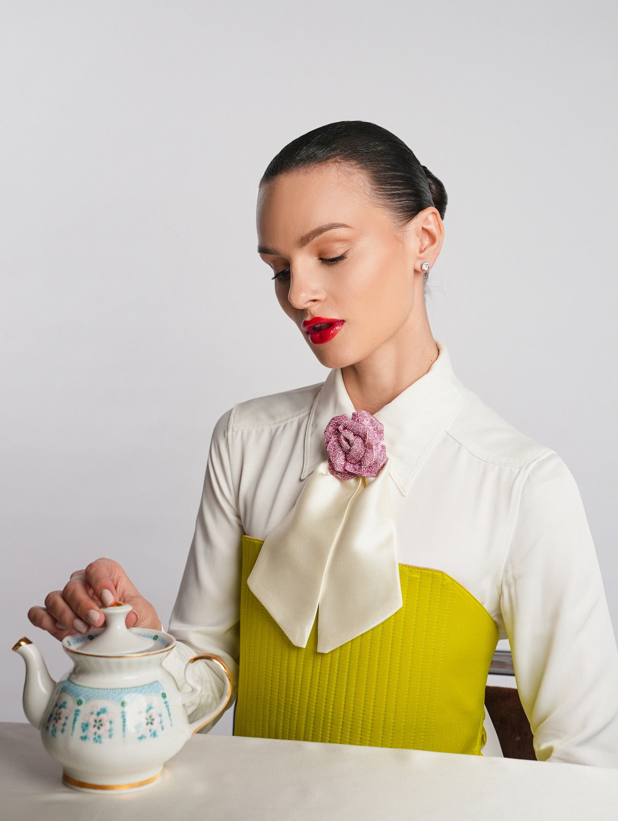 BROȘA ROYAL PINK ROSE