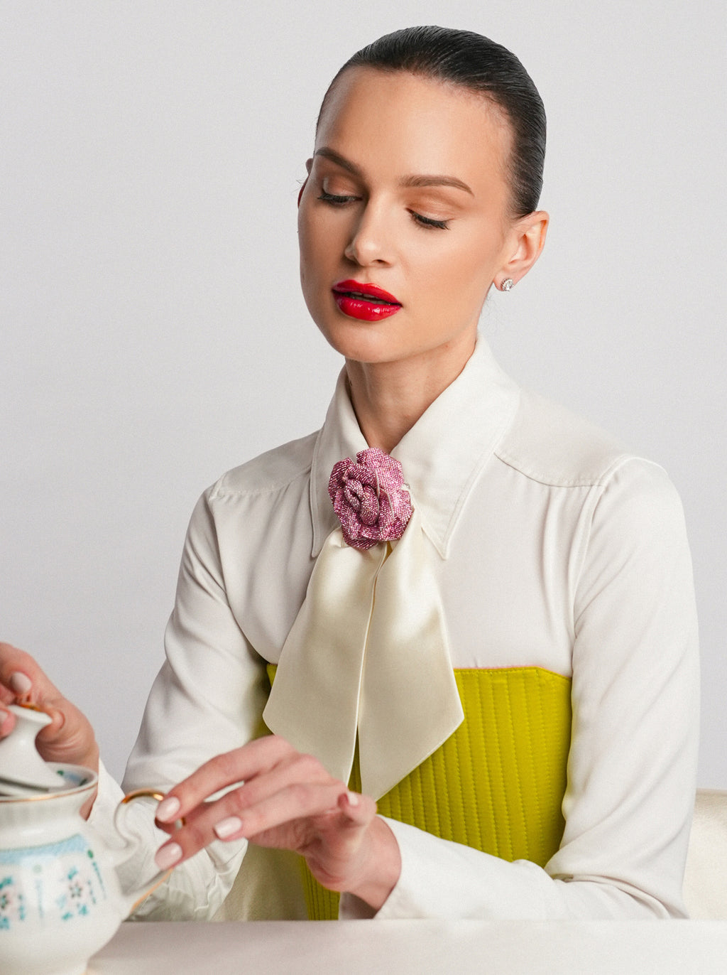 ROYAL PINK ROSE BROOCH