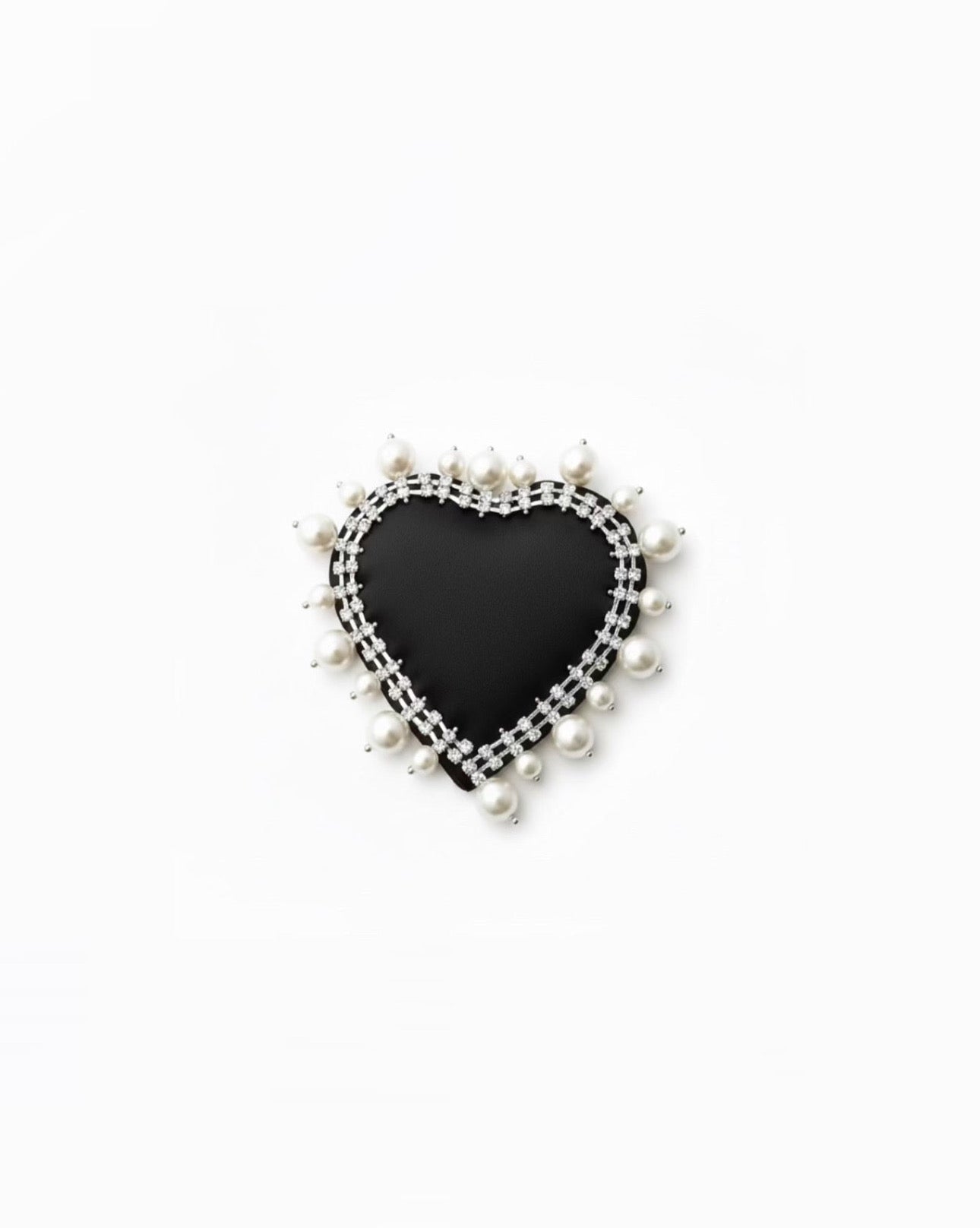 BROȘA BLACK HEART