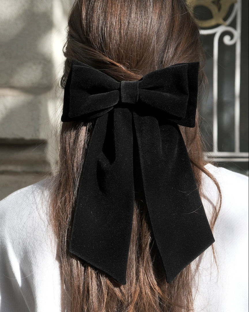 BLACK VELVET BOW