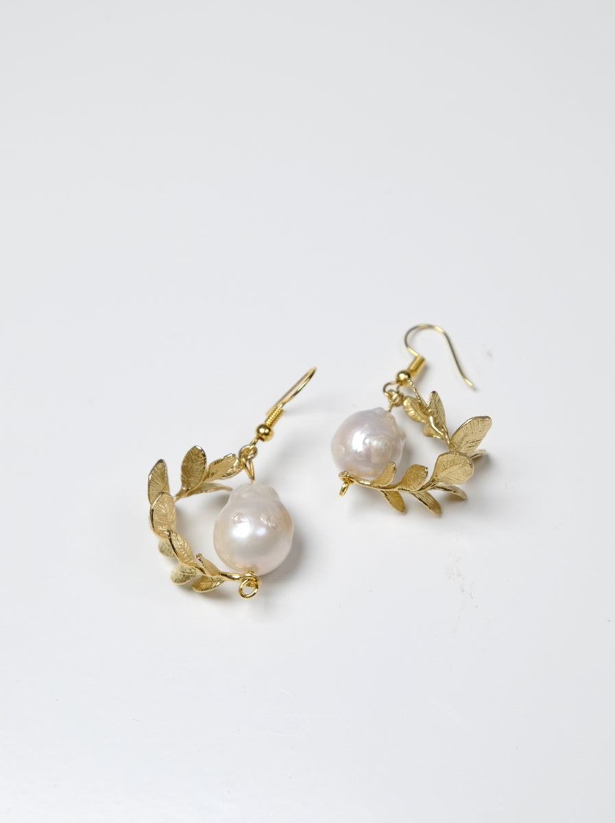 ANTOINETTE EARRINGS