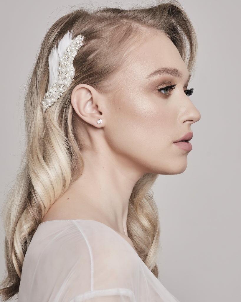 sia headpiece hair piece katerini katerinimou design romanian designer feathers pearls crystals accesoriu de par pene cristale perle mireasa nasa voal miresici