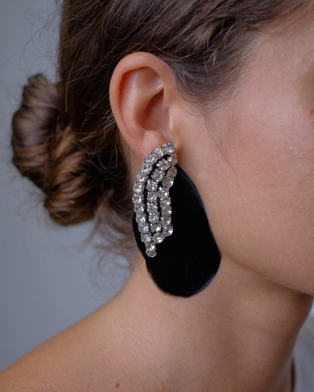 BLACK SWAN EARRINGS